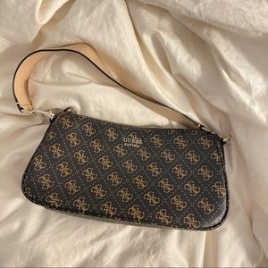 Guess Shoulder Bag